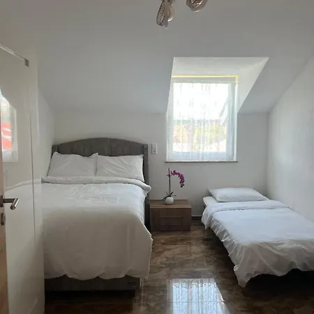 Falke Апартаменты Меккенбойрен