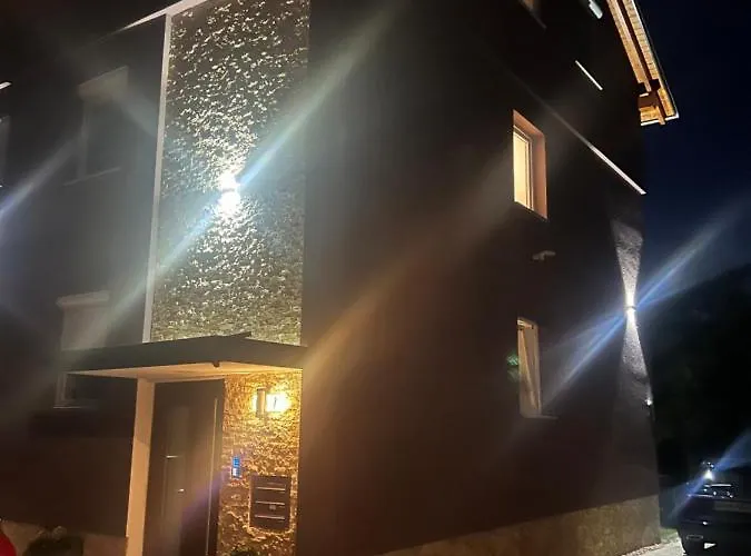 Falke * Meckenbeuren